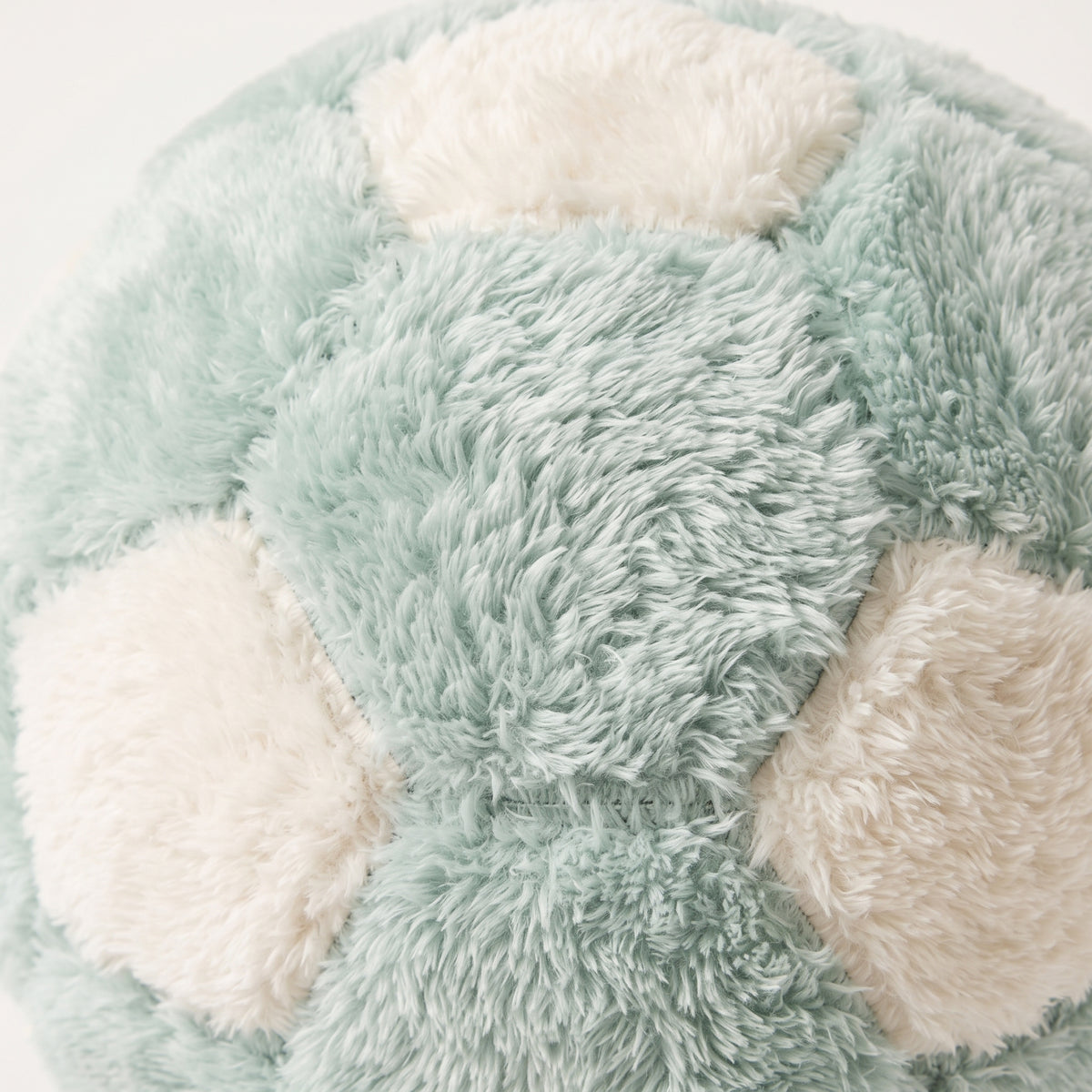Cozy Fur Decor Ball (White - Mint) – plush fur texture detail