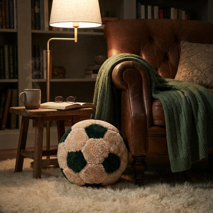 كرة ديكور من CozyFur (بيج - زيتوني داكن)
