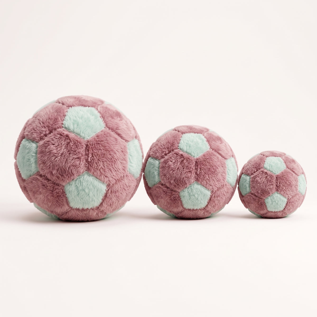 Cozy Fur Decor Ball (Kashmir-Mint) – plush fur texture detail