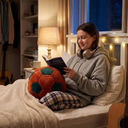 كرة ديكور من CozyFur (هافان - زيتوني داكن)