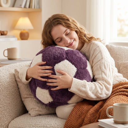 كرة ديكور من CozyFur (موف - أبيض)